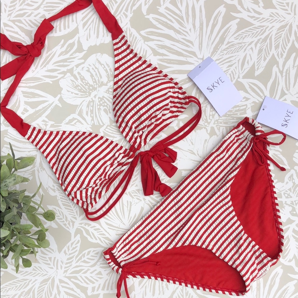 Skye Swimwear | Bikini Set in Red and White Sear-sucker